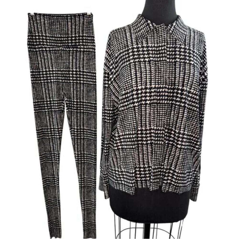 Norma Kamali Black and White Patterned Leggings and Top Set